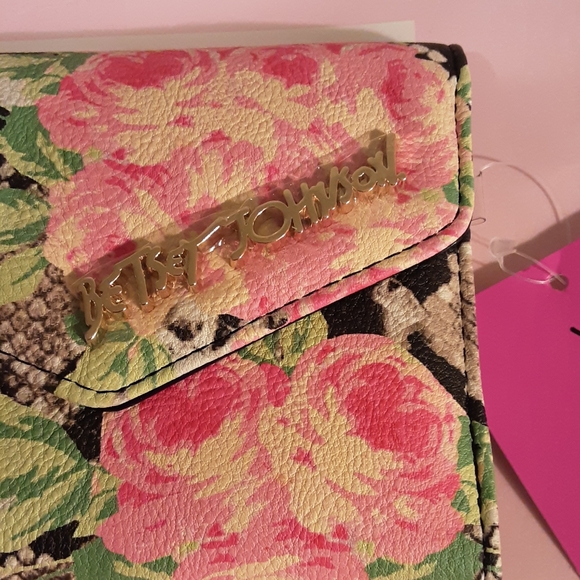 NWT Betsey Johnson Floral & Snakskin Flap Wallet - Picture 2 of 5